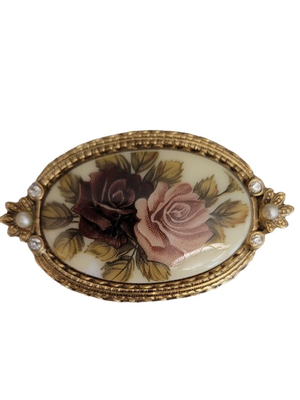 1928 Jewelry Co. Gold Tone Oval Flower Cameo Brooch Pin